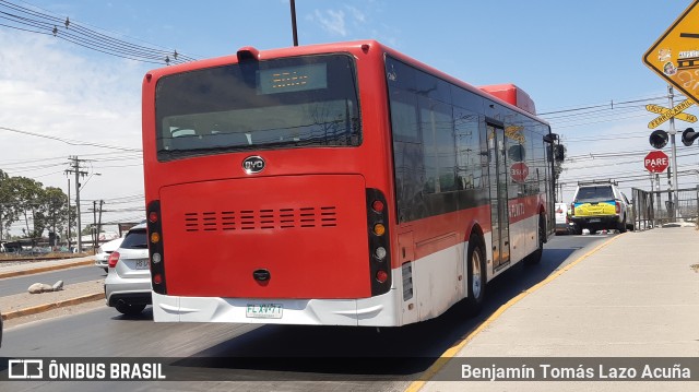 Metbus 1147 na cidade de Maipú, Santiago, Metropolitana de Santiago, Chile, por Benjamín Tomás Lazo Acuña. Número da foto: #9435839.