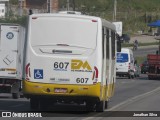 Empresa Metropolitana 607 na cidade de Jaboatão dos Guararapes, Pernambuco, Brasil, por Jonathan Silva. Número da foto: #:id.