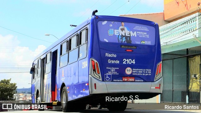 Viação Riacho Grande 2104 na cidade de São Bernardo do Campo, São Paulo, Brasil, por Ricardo Santos. Número da foto: #9441325.