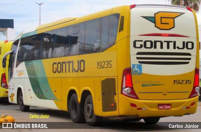 Empresa Gontijo de Transportes 19235 na cidade de Goiânia, Goiás, Brasil, por Carlos Júnior. ID da foto: 9443878.