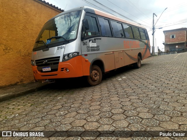 Rad Turismo 2101 na cidade de Itabira, Minas Gerais, Brasil, por Paulo Cesar. Número da foto: #9447988.