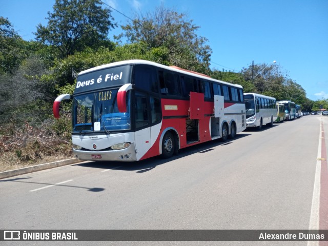 Ônibus Particulares 1911 na cidade de João Pessoa, Paraíba, Brasil, por Alexandre Dumas. Número da foto: #9450536.