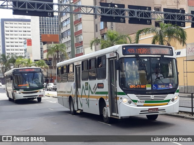VAP - Viação Alto Petrópolis 4488 na cidade de Porto Alegre, Rio Grande do Sul, Brasil, por Luis Alfredo Knuth. Número da foto: #9451452.