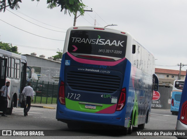 Trans Isaak Turismo 1712 na cidade de São José dos Campos, São Paulo, Brasil, por Vicente de Paulo Alves. Número da foto: #9451588.
