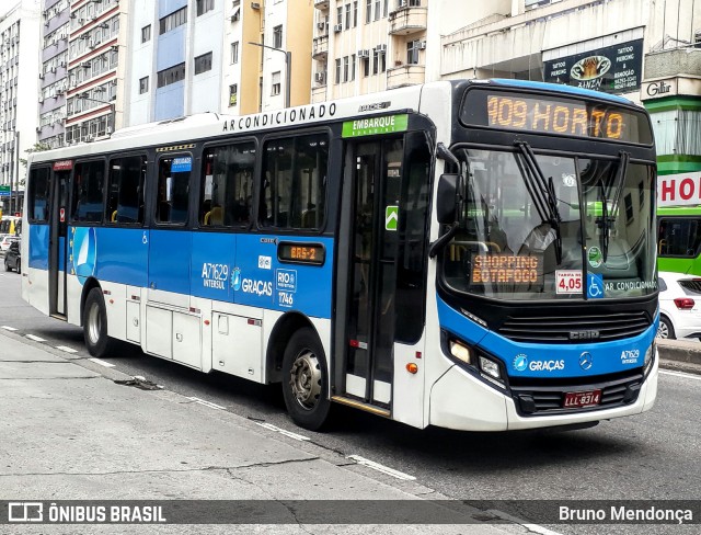 Viação Nossa Senhora das Graças A71629 na cidade de Rio de Janeiro, Rio de Janeiro, Brasil, por Bruno Mendonça. Número da foto: #9449750.