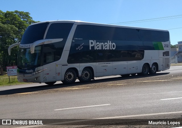 Planalto Transportes 2132 na cidade de Santiago, Rio Grande do Sul, Brasil, por Mauricio Lopes. ID da foto: 9538242.