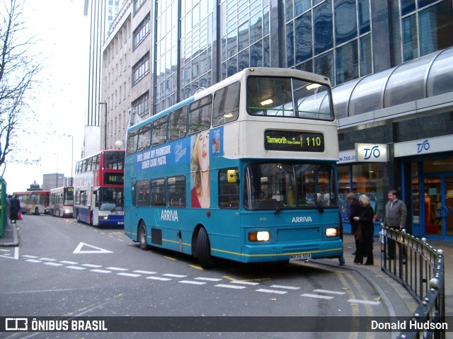 Arriva 4195 na cidade de Birmingham, West Midlands, Inglaterra, por Donald Hudson. ID da foto: 9538617.