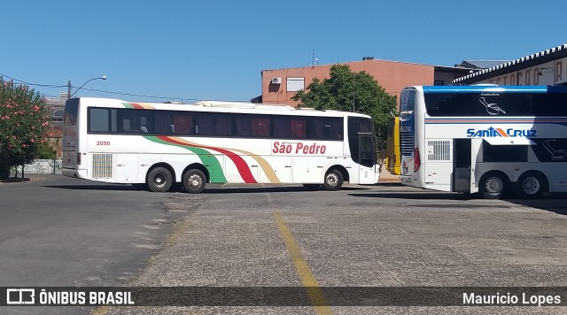 Expresso São Pedro 2050 na cidade de Santiago, Rio Grande do Sul, Brasil, por Mauricio Lopes. Número da foto: #9538251.