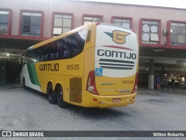 Empresa Gontijo de Transportes 18935 na cidade de Governador Valadares, Minas Gerais, Brasil, por Wilton Roberto. ID da foto: 9544325.