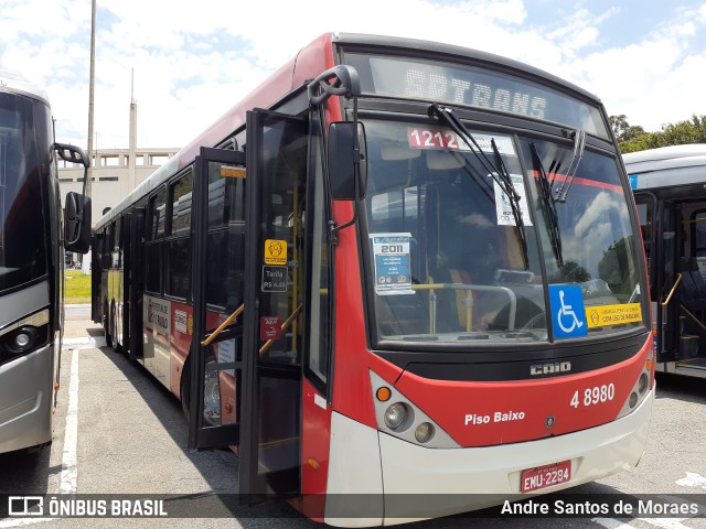 Express Transportes Urbanos Ltda 4 8980 na cidade de São Paulo, São Paulo, Brasil, por Andre Santos de Moraes. Número da foto: #9553544.