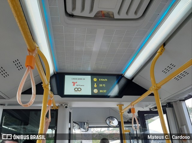 Transwolff Transportes e Turismo HIGER AZURE A12 BR na cidade de São Paulo, São Paulo, Brasil, por Mateus C.  Cardoso. Número da foto: #9551432.