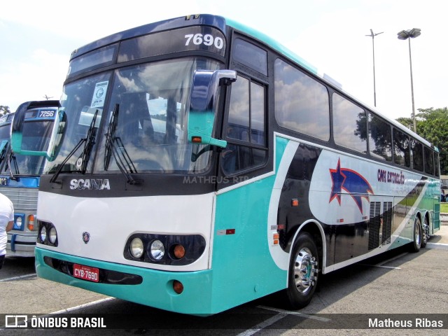 Ônibus Particulares 0008 na cidade de São Paulo, São Paulo, Brasil, por Matheus Ribas. Número da foto: #9554228.