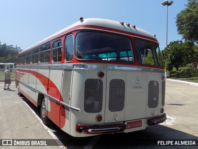 Mercedes-Benz MONOBLOCO O-321 na cidade de São Paulo, São Paulo, Brasil, por FELIPE ALMEIDA. Número da foto: #9554912.