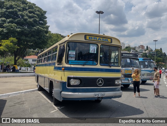 Ônibus Particulares 1242 na cidade de São Paulo, São Paulo, Brasil, por Espedito de Brito Gomes. Número da foto: #9555635.