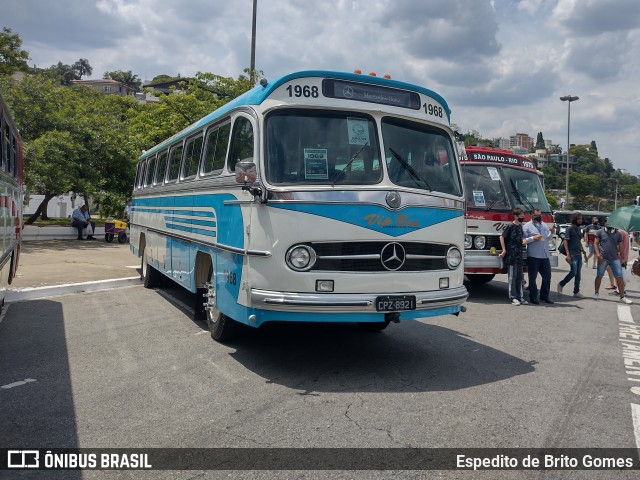 Vip Bus Comércio de Ônibus 1968 na cidade de São Paulo, São Paulo, Brasil, por Espedito de Brito Gomes. Número da foto: #9555616.