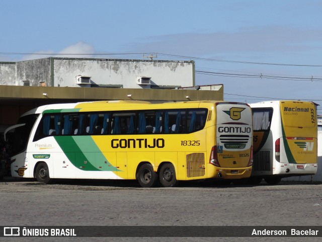 Empresa Gontijo de Transportes 18325 na cidade de Feira de Santana, Bahia, Brasil, por Anderson  Bacelar. ID da foto: 9559765.