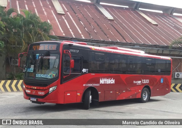 Viação Araçatuba 1.5.001 na cidade de Niterói, Rio de Janeiro, Brasil, por Marcelo Candido de Oliveira. Número da foto: #9559455.