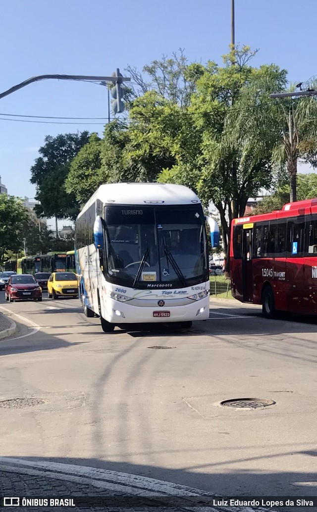 Top Line Turismo 2600 na cidade de Niterói, Rio de Janeiro, Brasil, por Luiz Eduardo Lopes da Silva. ID da foto: 9558993.