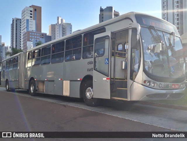 Auto Viação Santo Antônio CL698 na cidade de Curitiba, Paraná, Brasil, por Netto Brandelik. ID da foto: 9559287.