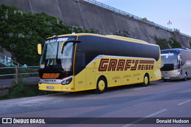 Graf Reisen 529 na cidade de Brighton, East Sussex, Inglaterra, por Donald Hudson. Número da foto: #9557502.