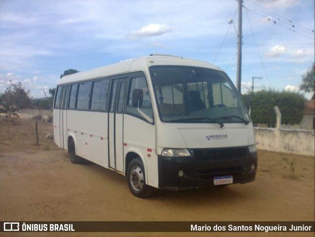 Ônibus Particulares 8726 na cidade de Piritiba, Bahia, Brasil, por Mario dos Santos Nogueira Junior. ID da foto: 9562272.