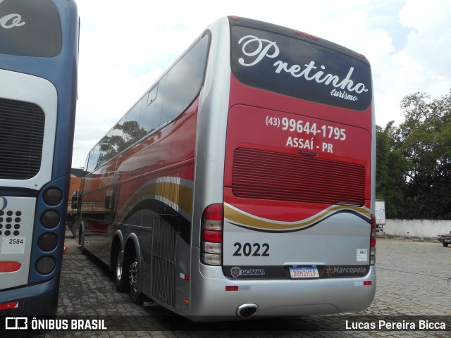 Pretinho Turismo 2022 na cidade de Balneário Camboriú, Santa Catarina, Brasil, por Lucas Pereira Bicca. ID da foto: 9561896.