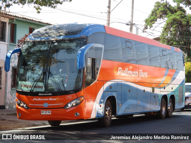 Pullman Bus 236 na cidade de Santiago, Santiago, Metropolitana de Santiago, Chile, por Jeremias Alejandro Medina Ramirez. Número da foto: #9568247.