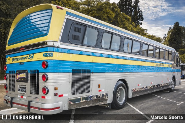 Ônibus Particulares 4222 na cidade de São Paulo, São Paulo, Brasil, por Marcelo Guerra. Número da foto: #9566981.