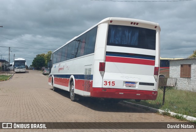 Spencer Transportes 315 na cidade de Candiota, Rio Grande do Sul, Brasil, por David Natan. Número da foto: #9569027.