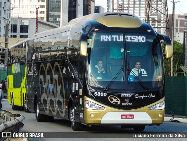 Confort Bus Viagens e Turismo 5800 na cidade de São Paulo, São Paulo, Brasil, por Luciano Ferreira da Silva. ID da foto: 9573047.