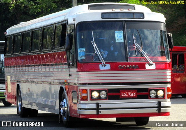 Ônibus Particulares 7387 na cidade de São Paulo, São Paulo, Brasil, por Carlos Júnior. Número da foto: #9572578.