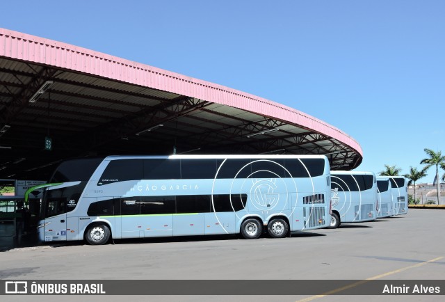 Viação Garcia 8693 na cidade de Londrina, Paraná, Brasil, por Almir Alves. Número da foto: #9571922.