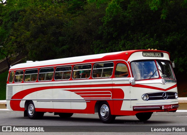 Mercedes-Benz MONOBLOCO O-321 na cidade de São Paulo, São Paulo, Brasil, por Leonardo Fidelli. Número da foto: #9573646.