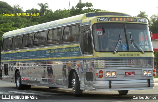 Viação Cometa 7455 na cidade de São Paulo, São Paulo, Brasil, por Carlos Júnior. ID da foto: 9572540.