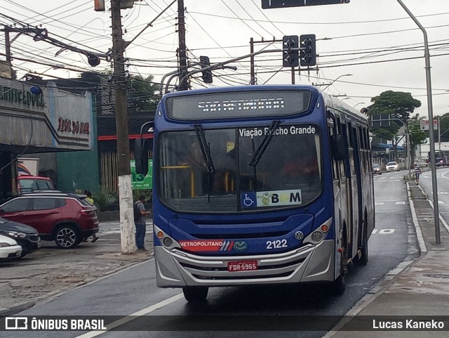 Viação Riacho Grande 2122 na cidade de São Bernardo do Campo, São Paulo, Brasil, por Lucas Kaneko. ID da foto: 9571105.