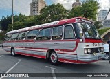 Vip Bus Comércio de Ônibus 1975 na cidade de São Paulo, São Paulo, Brasil, por Jorge Lucas Araújo. Número da foto: #:id.
