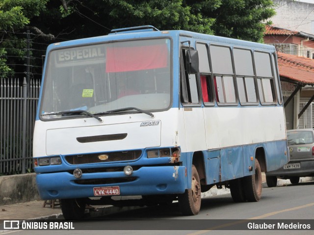 Ônibus Particulares 001 na cidade de União, Piauí, Brasil, por Glauber Medeiros. ID da foto: 9574929.