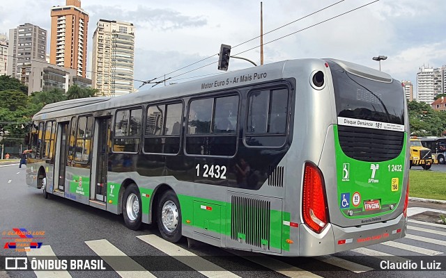 Viação Gato Preto 1 2432 na cidade de São Paulo, São Paulo, Brasil, por Claudio Luiz. Número da foto: #9576051.