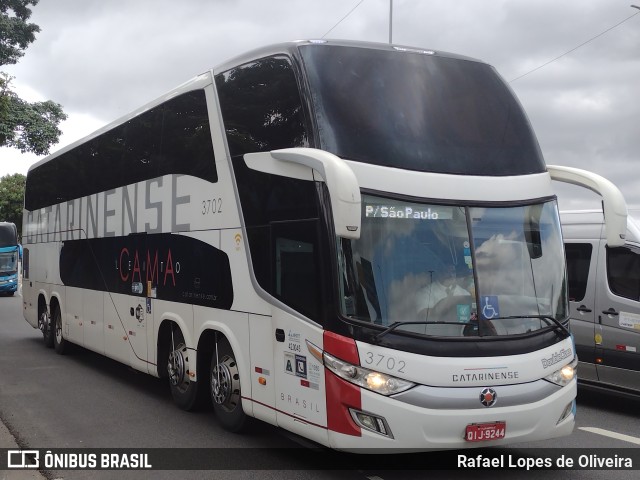 Auto Viação Catarinense 3702 na cidade de São Paulo, São Paulo, Brasil, por Rafael Lopes de Oliveira. Número da foto: #9574347.