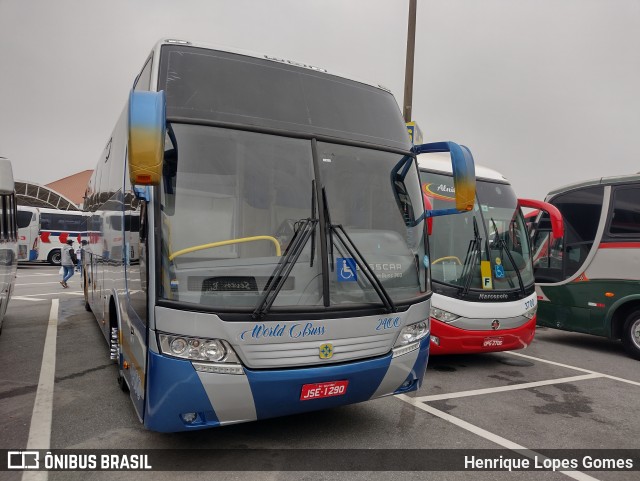 World Buss 2400 na cidade de Aparecida, São Paulo, Brasil, por Henrique Lopes Gomes. Número da foto: #9574345.