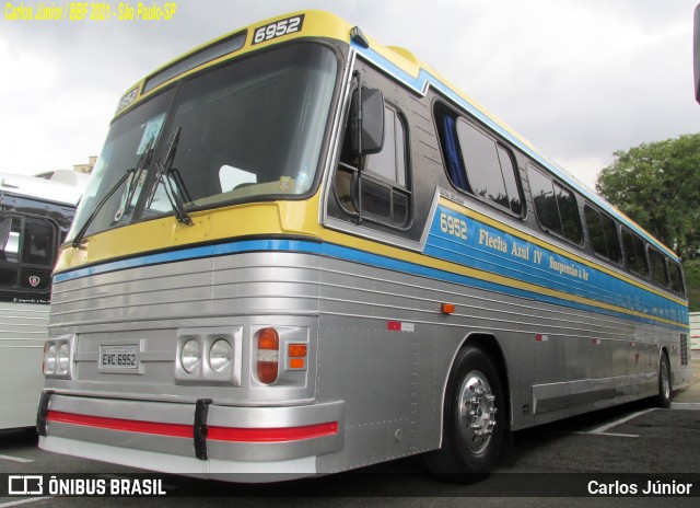 Ônibus Particulares 6952 na cidade de São Paulo, São Paulo, Brasil, por Carlos Júnior. Número da foto: #9580169.