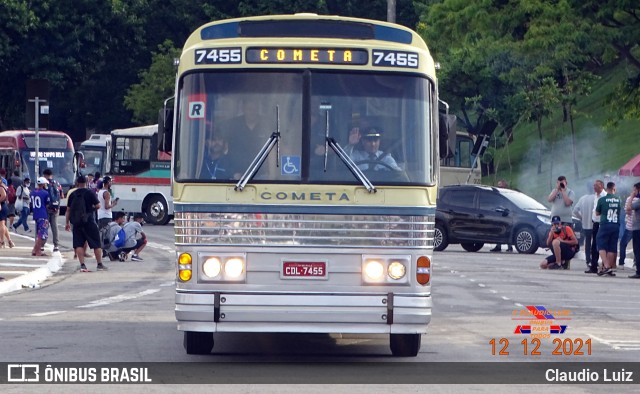 Viação Cometa 7455 na cidade de São Paulo, São Paulo, Brasil, por Claudio Luiz. Número da foto: #9579004.