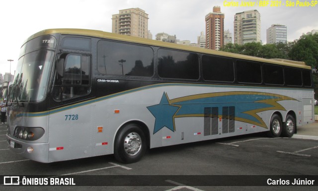 Ônibus Particulares 7728 na cidade de São Paulo, São Paulo, Brasil, por Carlos Júnior. Número da foto: #9580165.
