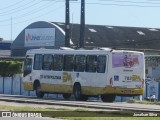 Empresa Metropolitana 702 na cidade de Jaboatão dos Guararapes, Pernambuco, Brasil, por Jonathan Silva. Número da foto: #:id.