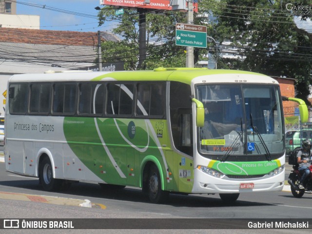 Expresso Princesa dos Campos 6213 na cidade de Ponta Grossa, Paraná, Brasil, por Gabriel Michalski. ID da foto: 9581851.