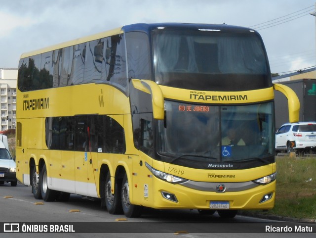 Viação Itapemirim 17019 na cidade de Curitiba, Paraná, Brasil, por Ricardo Matu. ID da foto: 9581120.