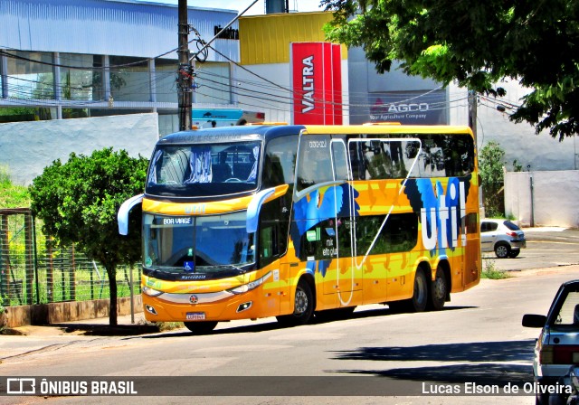 UTIL - União Transporte Interestadual de Luxo 11912 na cidade de Alfenas, Minas Gerais, Brasil, por Lucas Elson de Oliveira. Número da foto: #9585202.