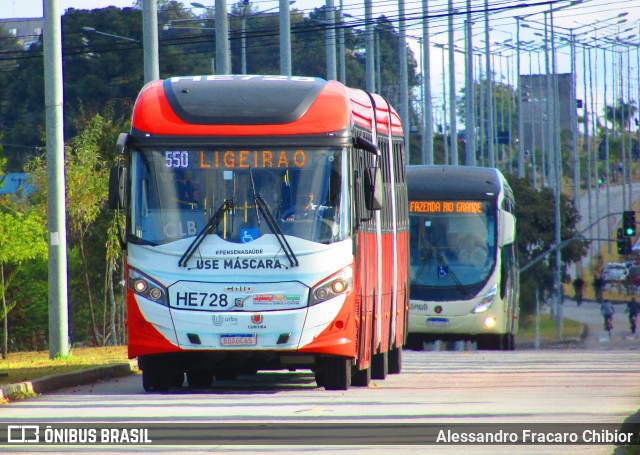 Auto Viação Redentor HE728 na cidade de Curitiba, Paraná, Brasil, por Alessandro Fracaro Chibior. ID da foto: 9583855.