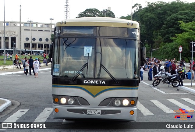 Ônibus Particulares 7728 na cidade de São Paulo, São Paulo, Brasil, por Claudio Luiz. ID da foto: 9584127.