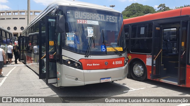 Express Transportes Urbanos Ltda 4 8068 na cidade de São Paulo, São Paulo, Brasil, por Guilherme Lucas Martins De Assunção. Número da foto: #9587086.